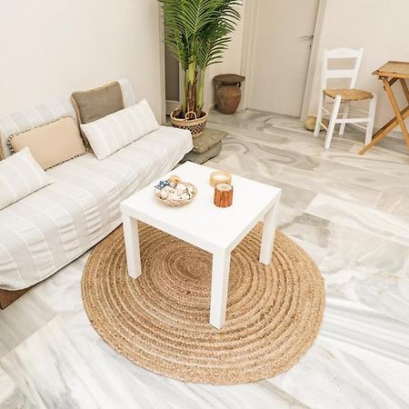 Appartement Traditional Dame à Mési Extérieur photo